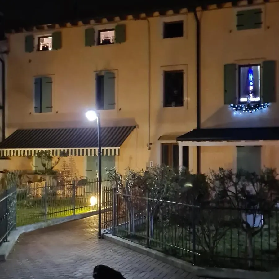 Apartment Casaflora_Corteventurelli31 Valeggio sul Mincio Italy